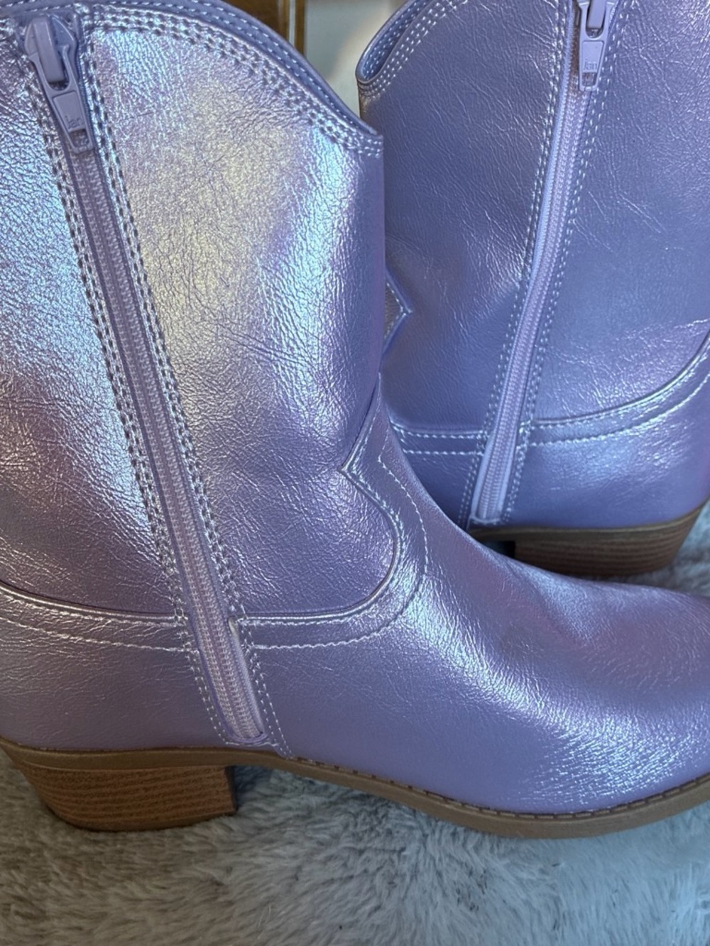 Women's Lavender Shimmer Western Ankle Boots - Picture 3 of 8